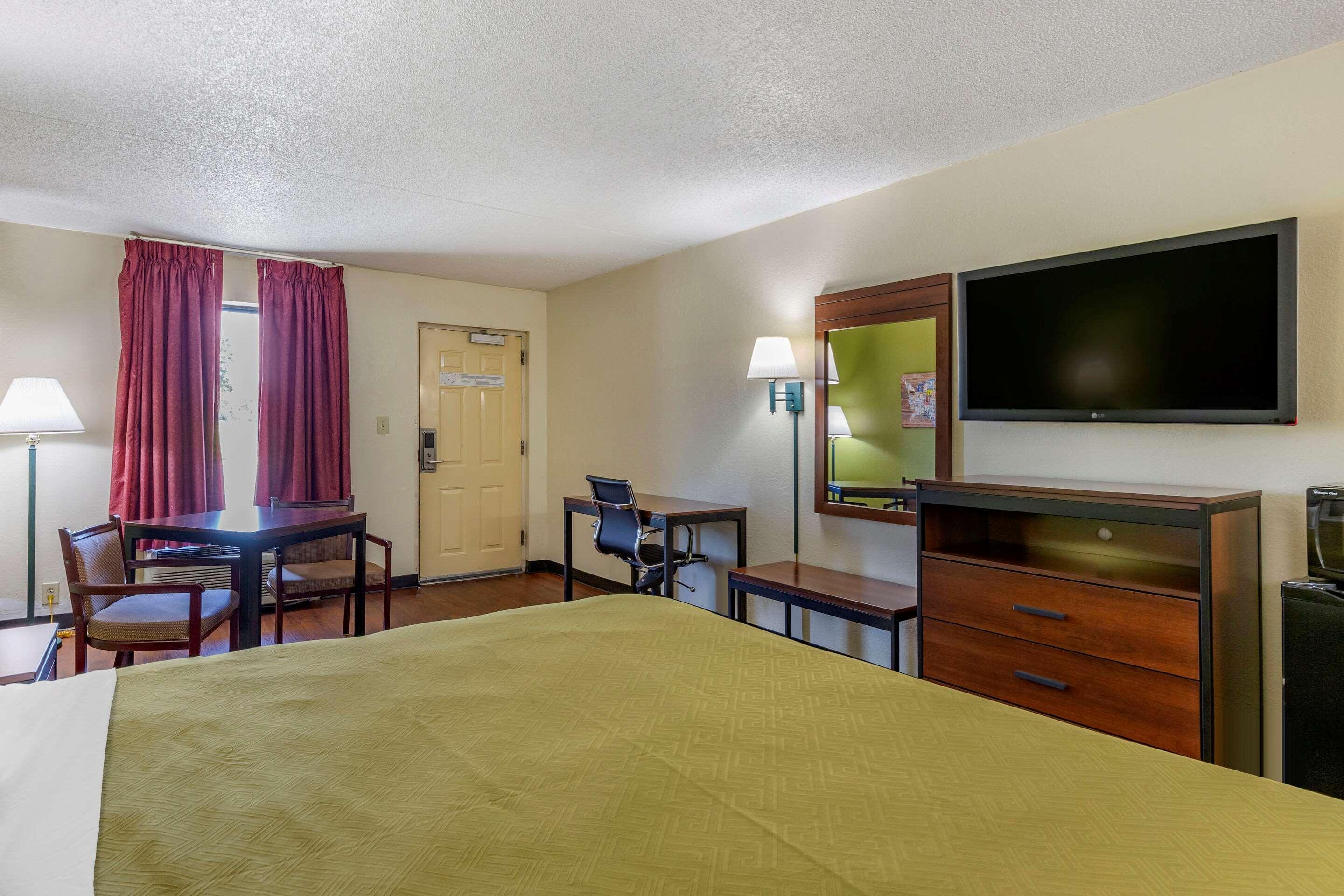 Econo Lodge Fayetteville Exterior foto